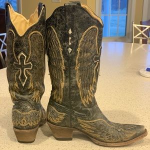Corral cowboy boots